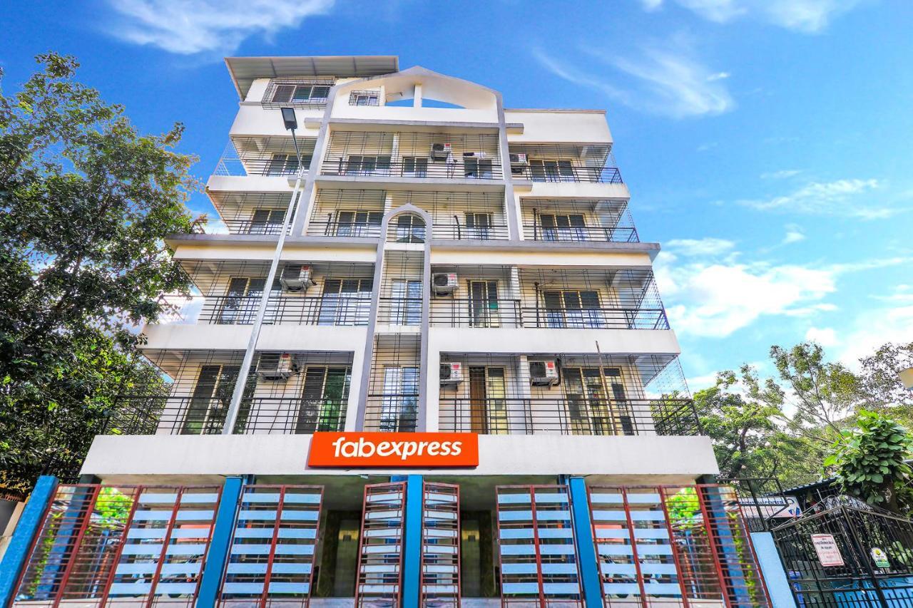Fabexpress Nalanda Service Apartment Mumbai Exteriör bild
