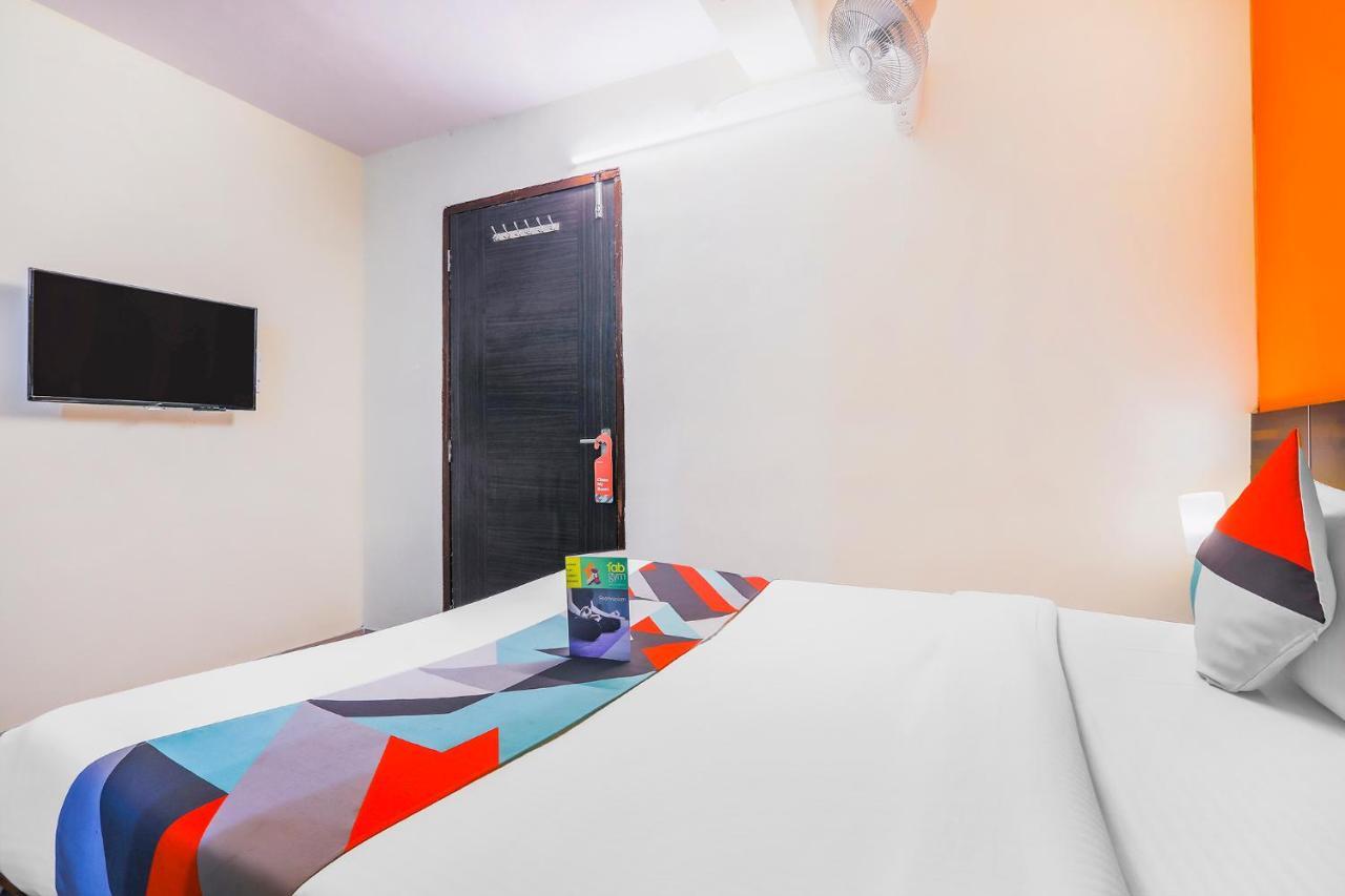 Fabexpress Nalanda Service Apartment Mumbai Exteriör bild